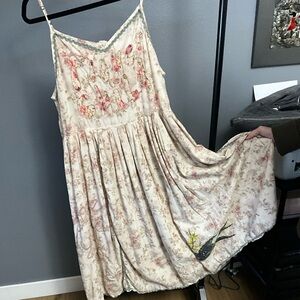 Magnolia pearl dress,